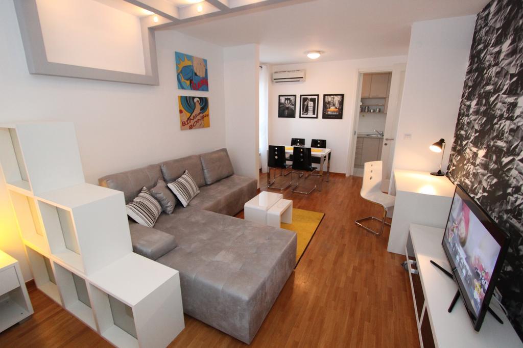 New Belgrade Apartment Neven, Parking 5 Evra Dan 外观 照片