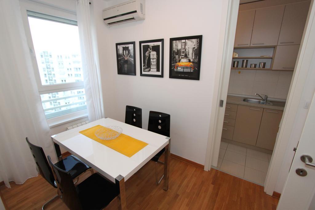 New Belgrade Apartment Neven, Parking 5 Evra Dan 外观 照片